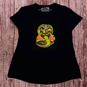 Remeras evase dibujo digital cobra kai.